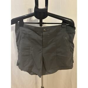 Le Verde Green Shorts Women's size XL